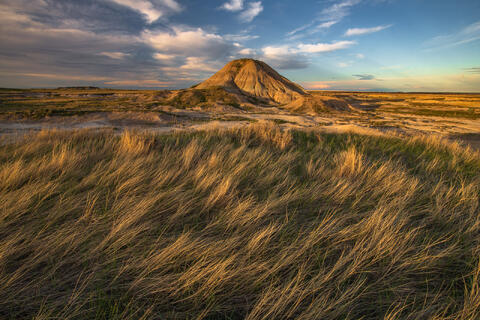 Badlands & Big Skies Photography Workshop - May 30- June 3, 2025 - 3 Spaces Open